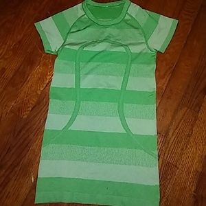 Lululemon atlethica shirt